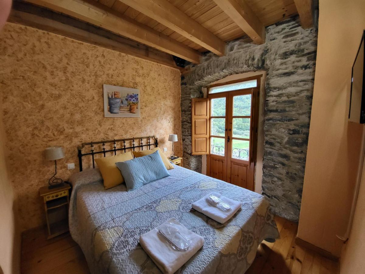 Hotel Rural La Carcel Murias de Paredes ภายนอก รูปภาพ