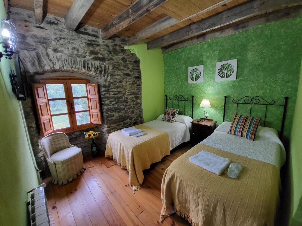 Hotel Rural La Carcel Murias de Paredes ภายนอก รูปภาพ