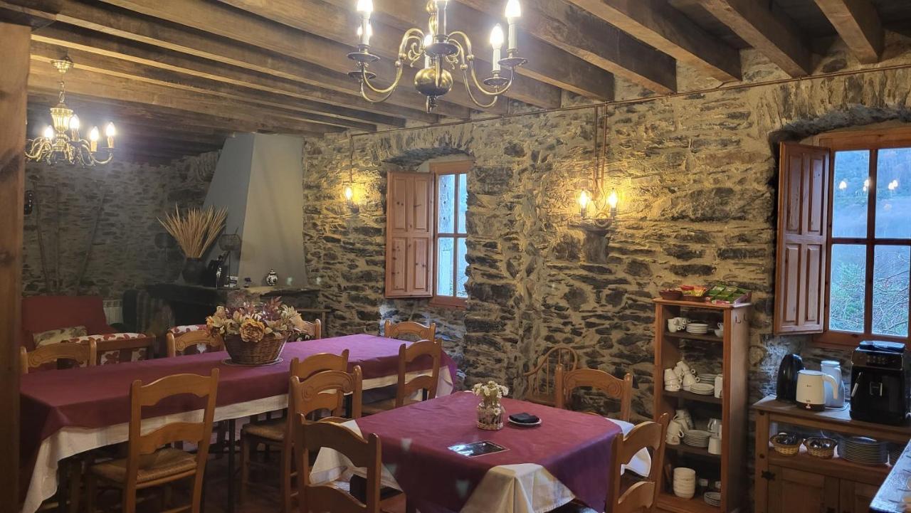 Hotel Rural La Carcel Murias de Paredes ภายนอก รูปภาพ