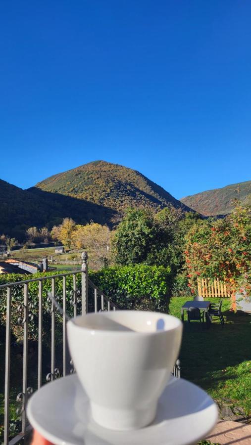Hotel Rural La Carcel Murias de Paredes ภายนอก รูปภาพ